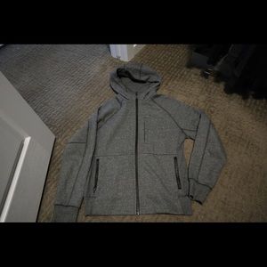 Size Medium New without tags Lulu Men’s zip up